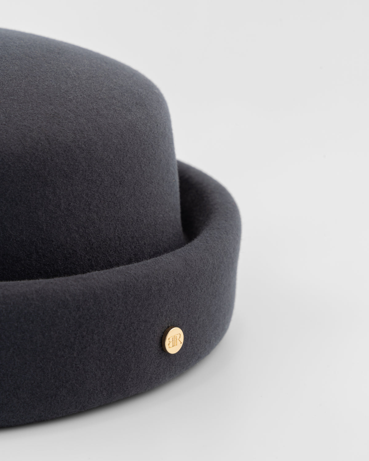 London Pillbox - Cashmere Grey