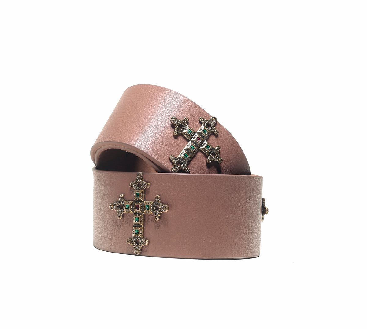 Brown Roma leather belt by WeAreBornToRoam with a classic buckle, featuring smooth leather and versatile style.